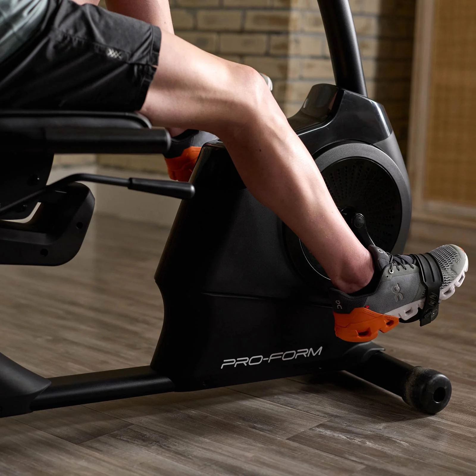 ProForm 325 CSX Recumbent Bike - Image 3