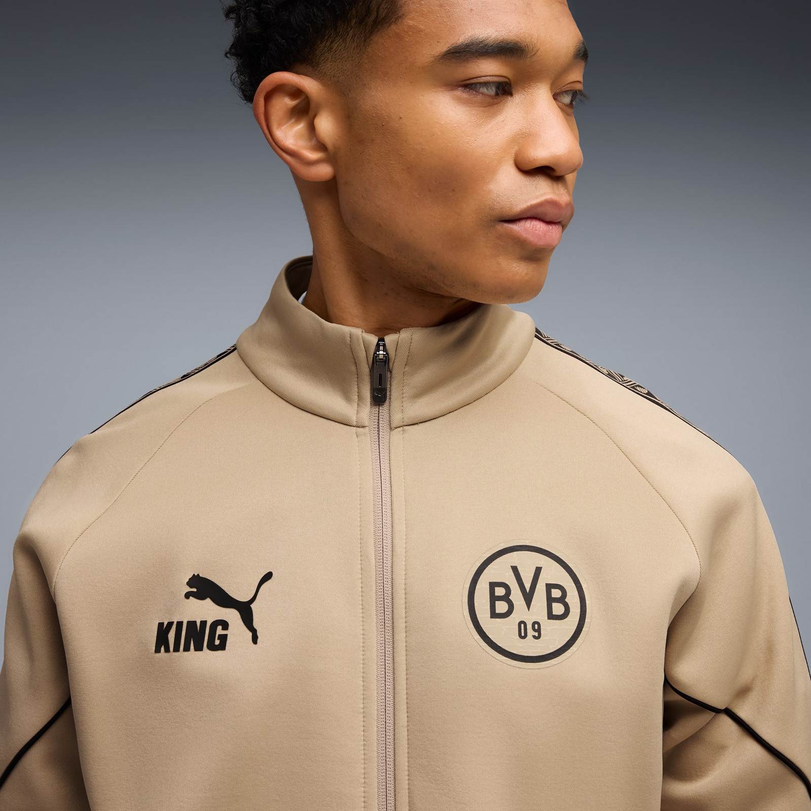 Puma BVB Football 2025/26 King Anthem Full-Zip Mens Jacket - Image 3