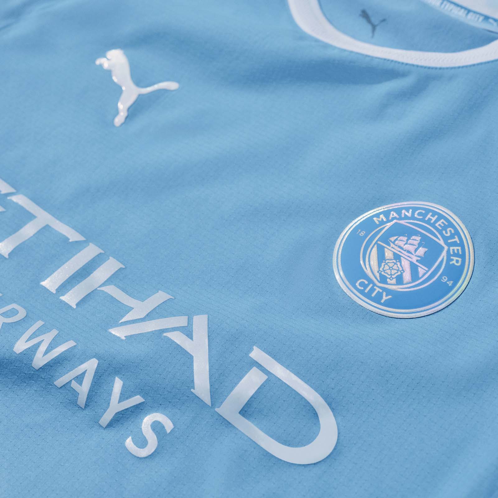 Puma Manchester City FC 2026/27 Adults Long-Sleeve Home Jersey - Image 5