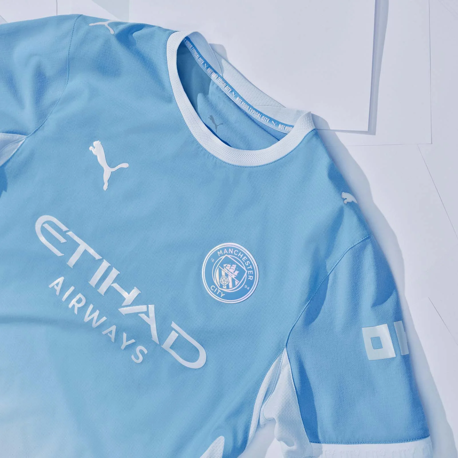 Puma Manchester City FC 2026/27 Kids Home Full-Kit - Image 6