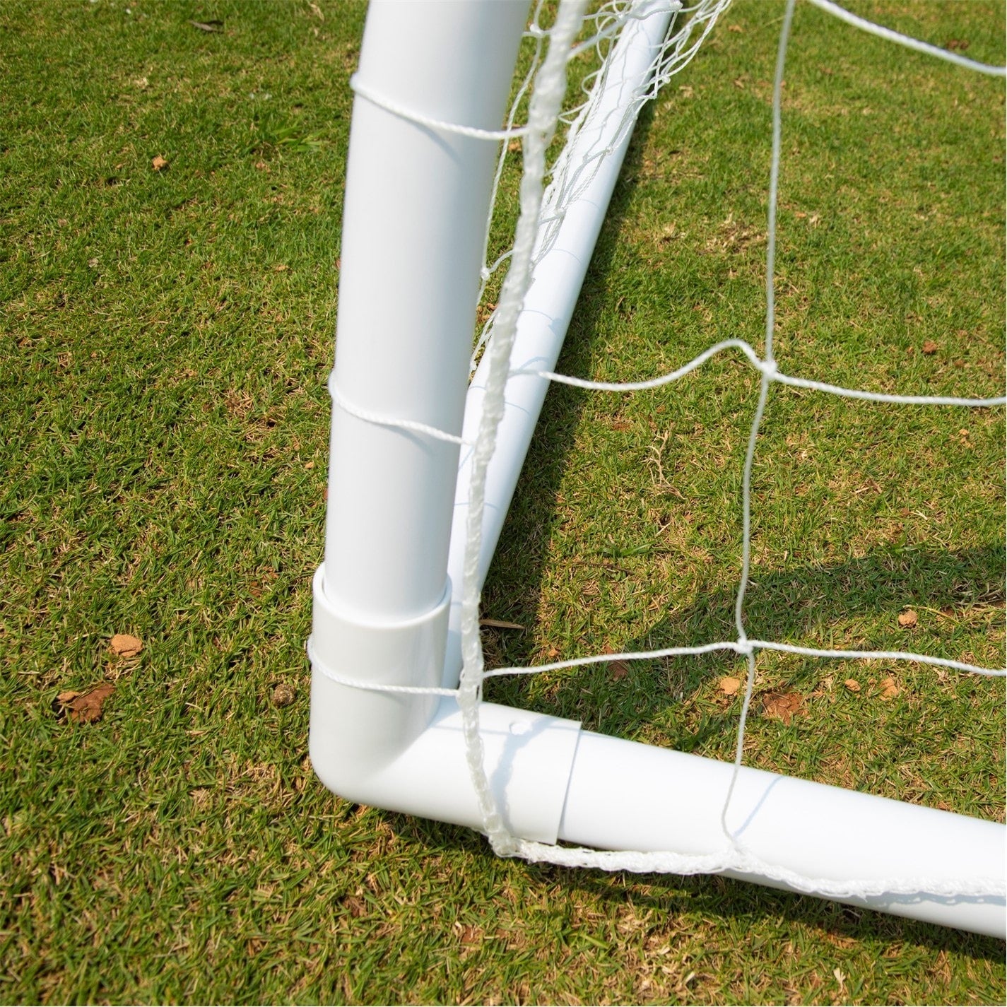 Rival 12ft x 6ft Outdoor PVC Football Goal - Image 4