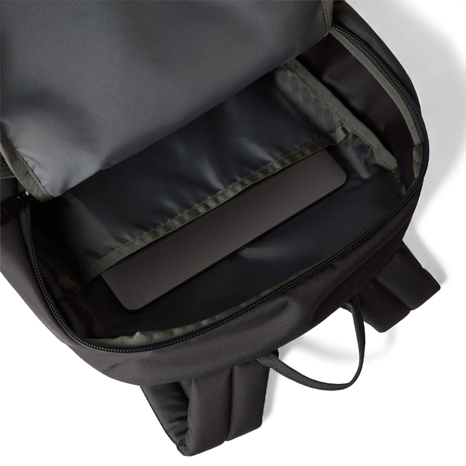 The North Face Rodey 27-Litre Backpack - Image 4