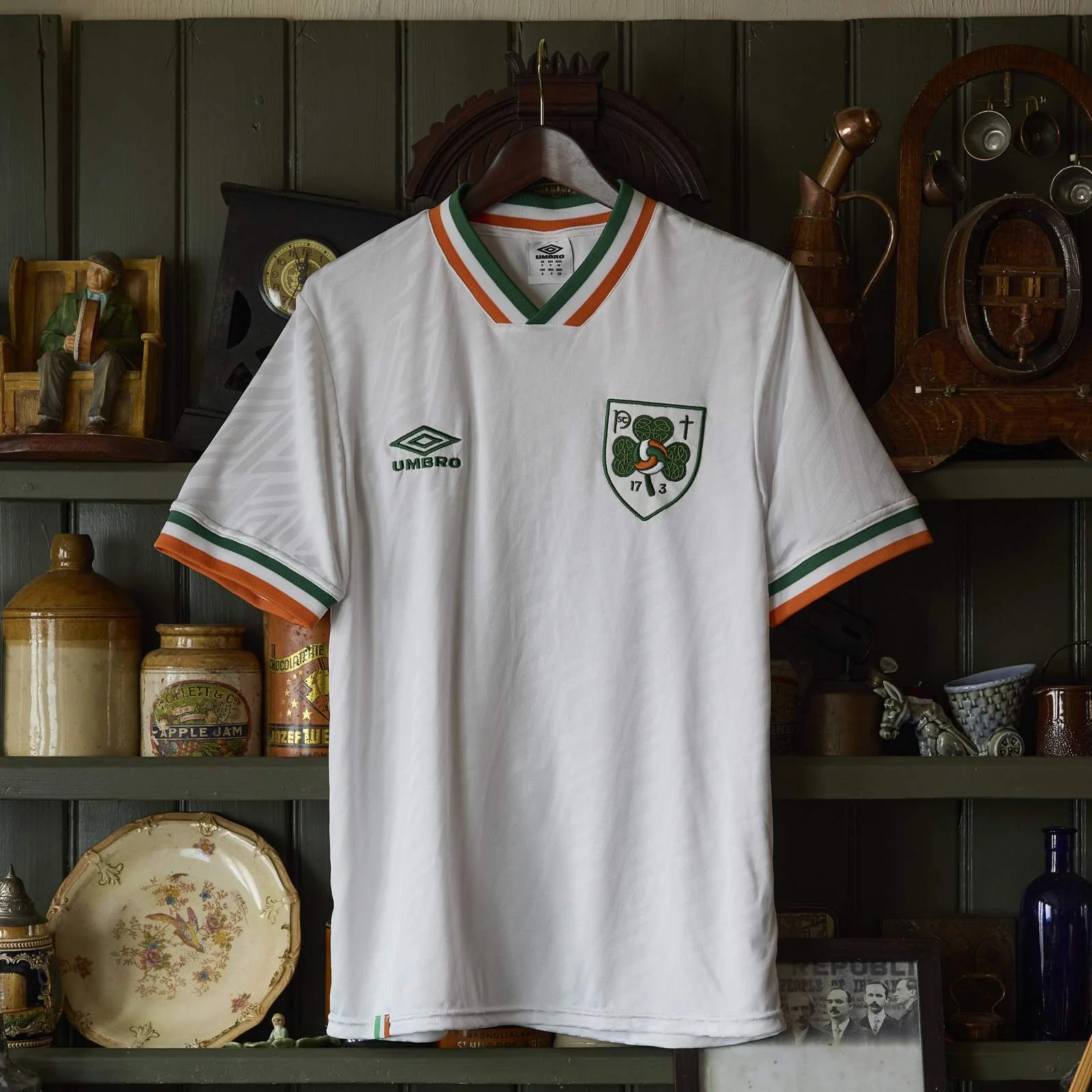 Umbro 17-3 2026 Adults Short Sleeve Football Jersey - Image 8