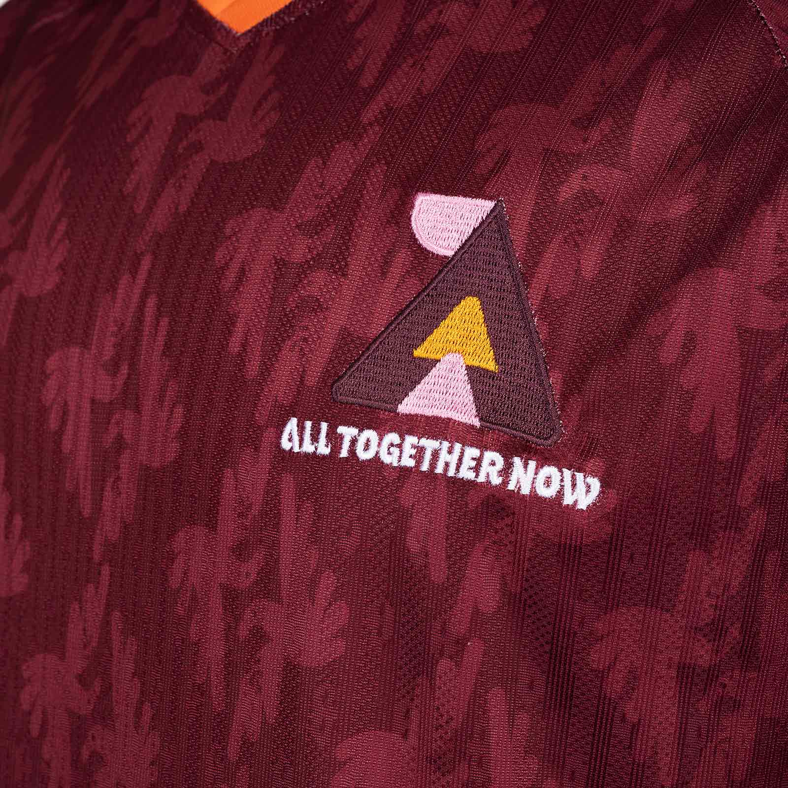 Umbro All Together Now Festival Adults Short Sleeved Retro Jersey - Image 4