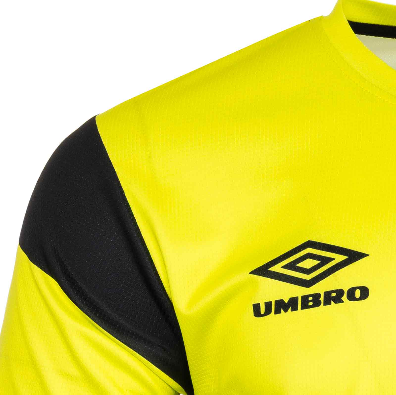 Umbro Block Rockin Beats 2025/26 Short Sleeved Football Jersey - Image 4