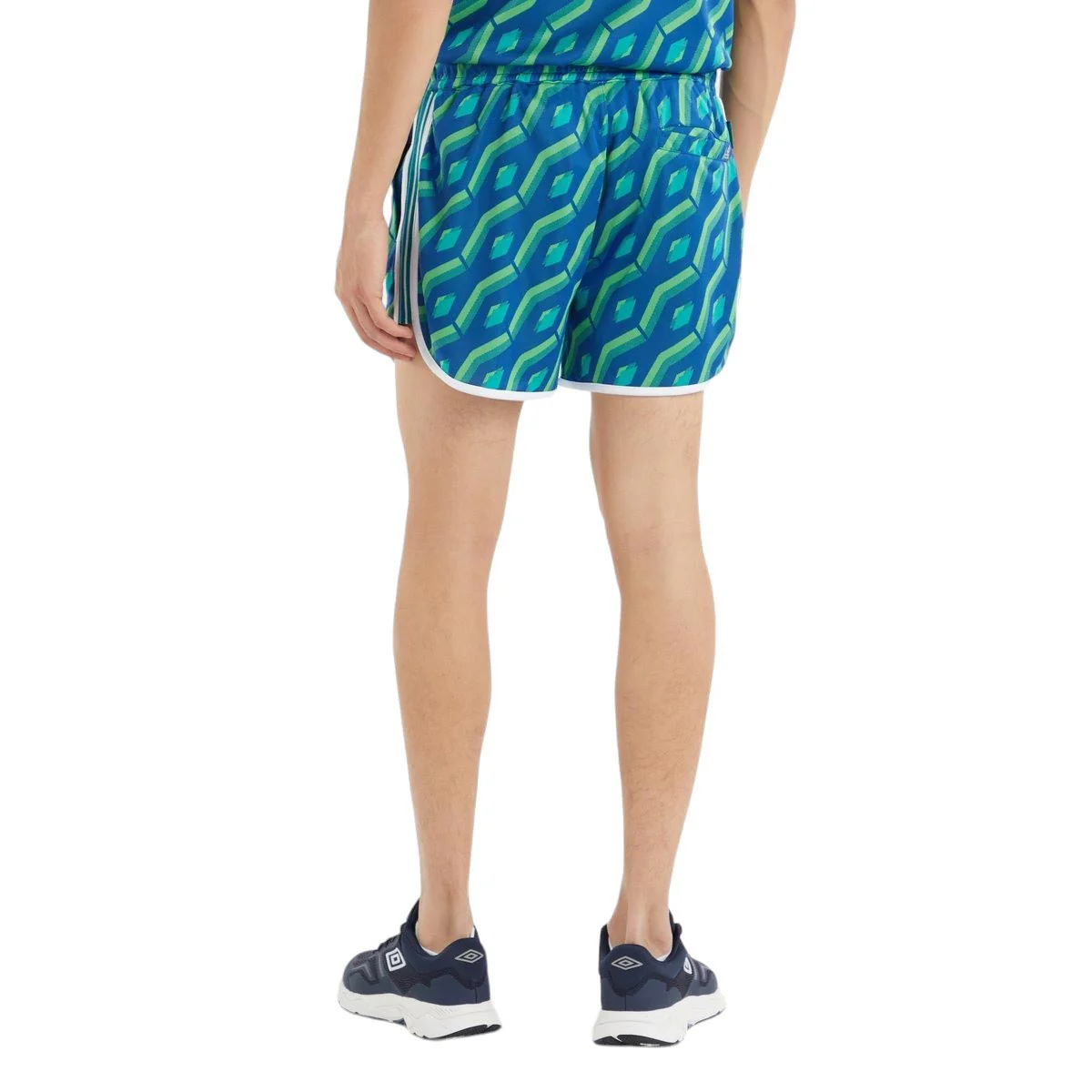Umbro Jaquard Mens Retro Shorts - Image 2