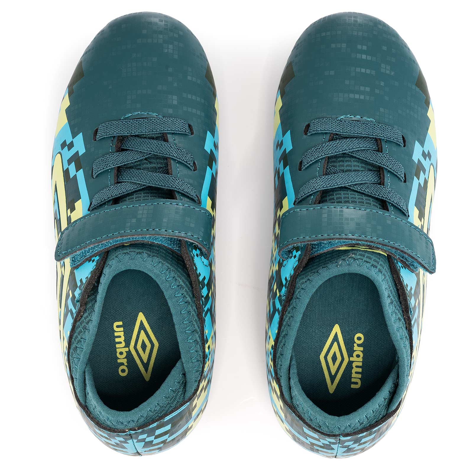 Umbro Formation IV Velcro Kids Firm Ground Football Boots - Image 3