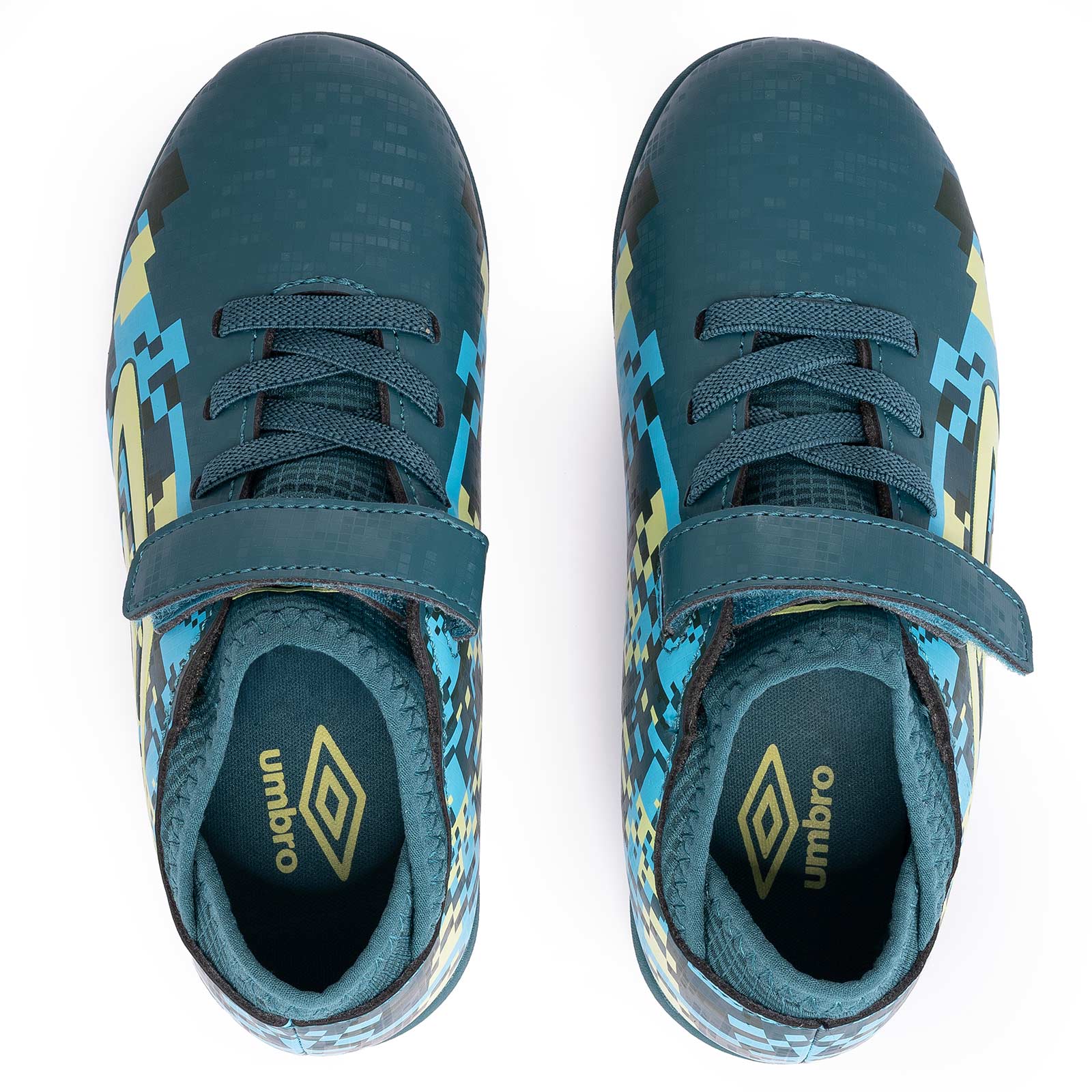 Umbro Formation IV Velcro Kids Turf Ground Football Boots - Image 3