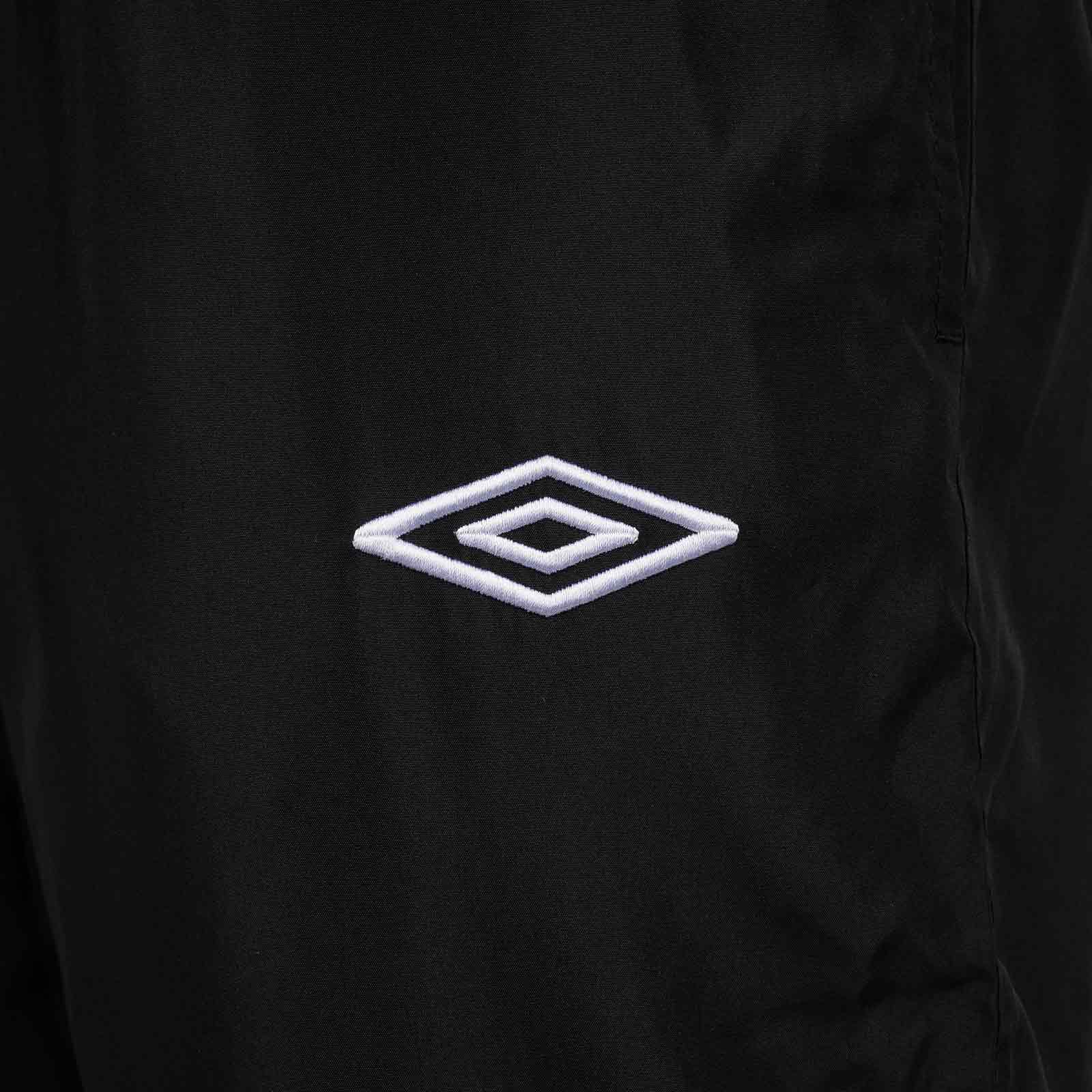 Umbro Johan Woven 3/4 Length Mens Training Joggers - Image 4