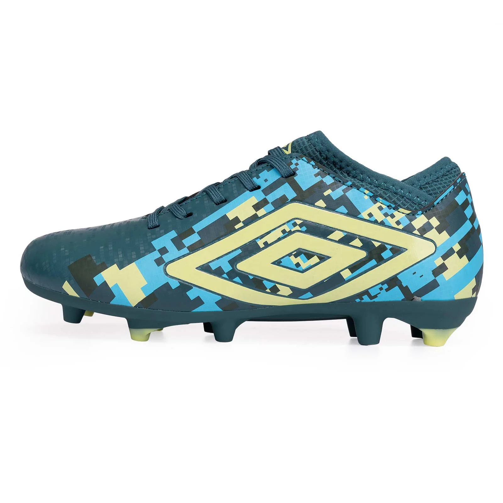 Umbro Formation IV Kids Firm Ground Football Boots - Image 2