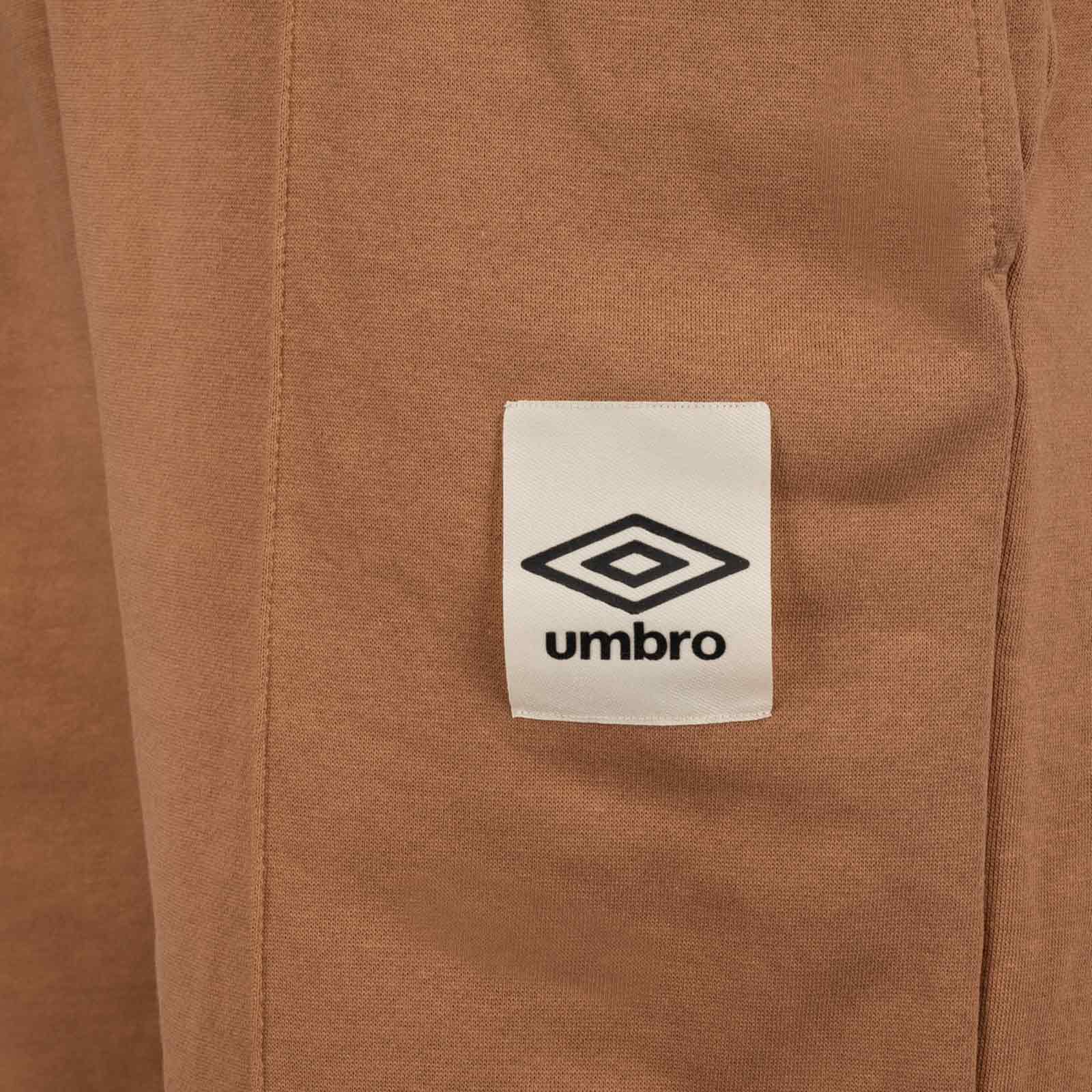 Umbro Relaxed Mens Football Training Shorts - Brown - Image 3