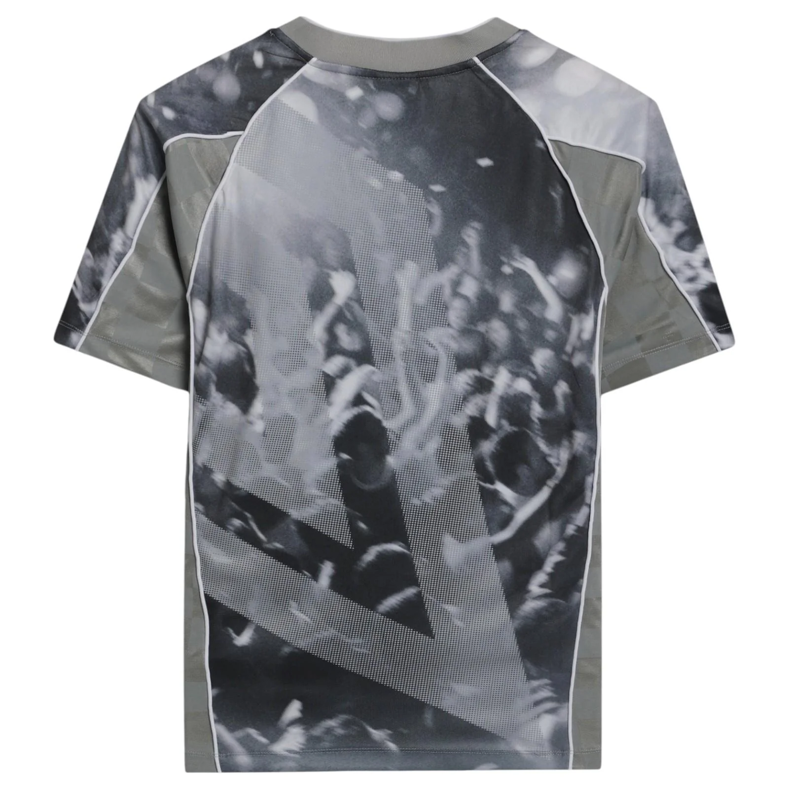 Umbro Panelled Boxy-Fit Mens Short Sleeve Football Shirt - Image 4