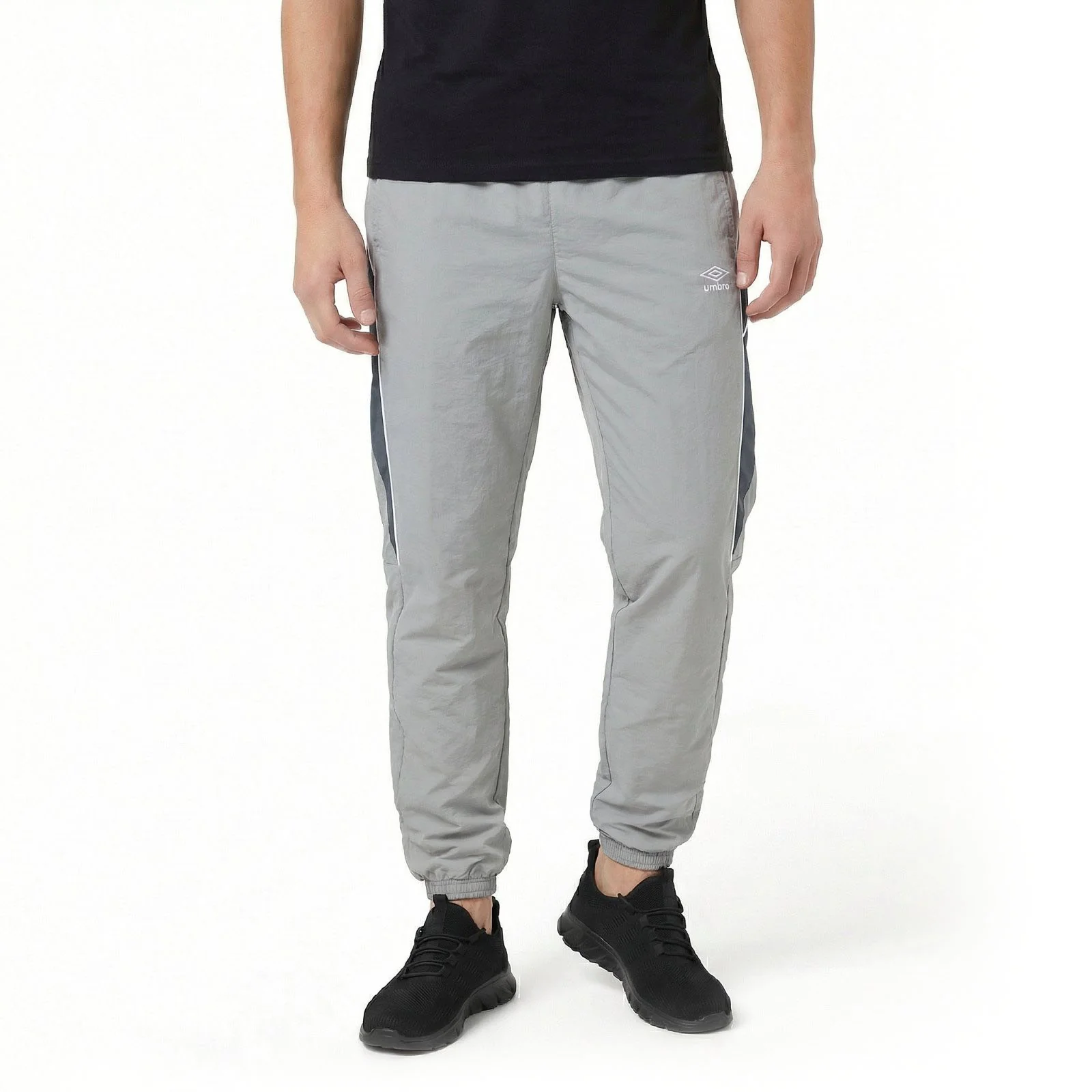 Umbro Relaxed Track Mens Football Training Pant