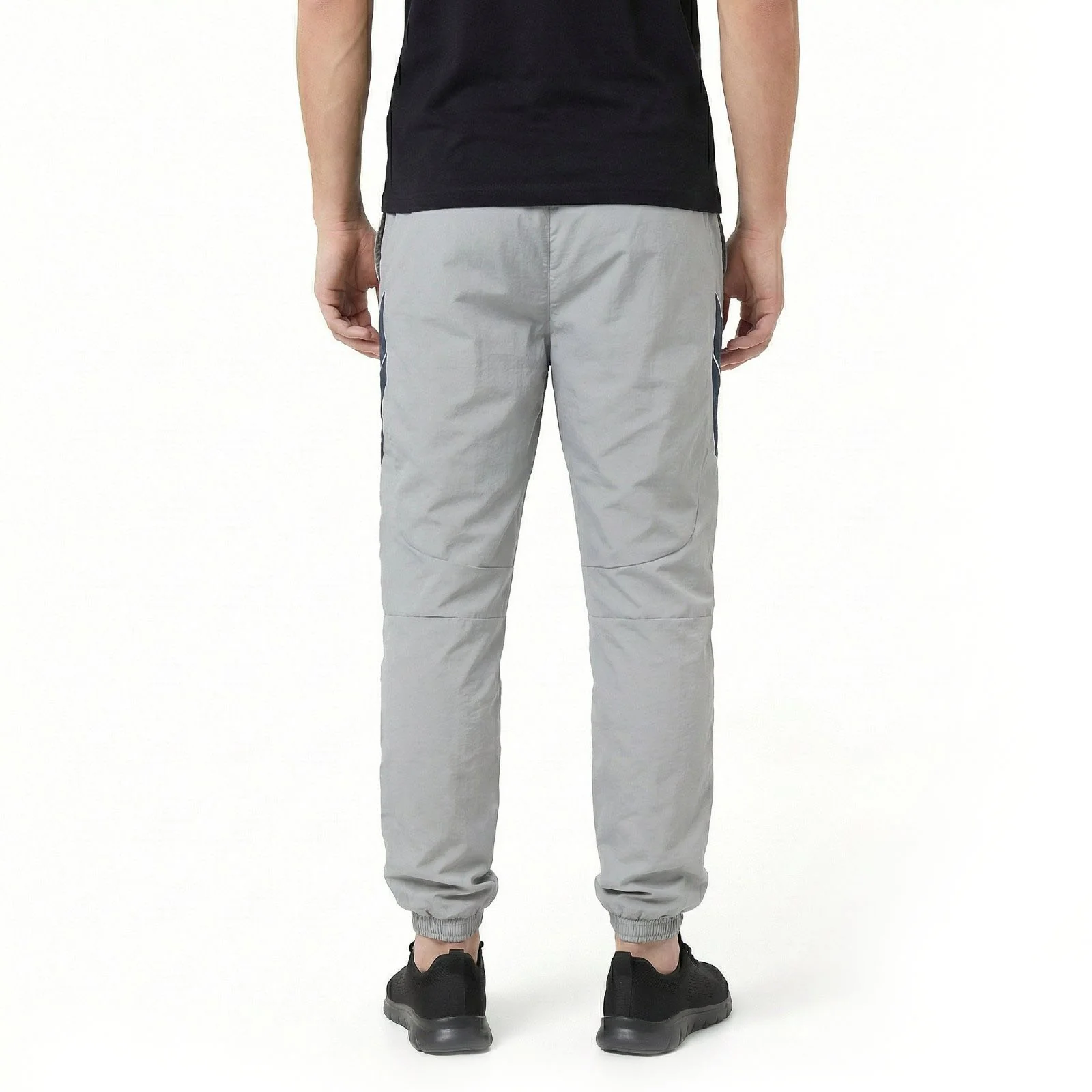 Umbro Relaxed Track Mens Football Training Pant - Image 2