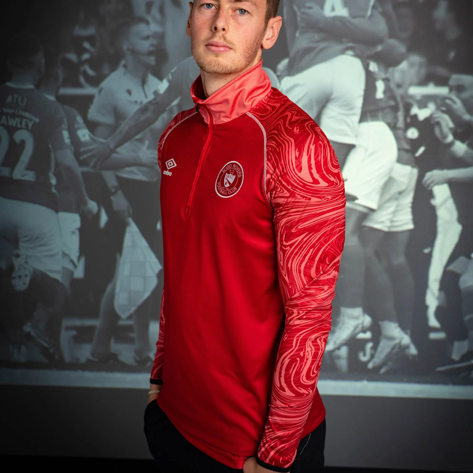 Umbro Sligo Rovers Football 2025 Mens Half-Zip Warm Up Top - Image 4