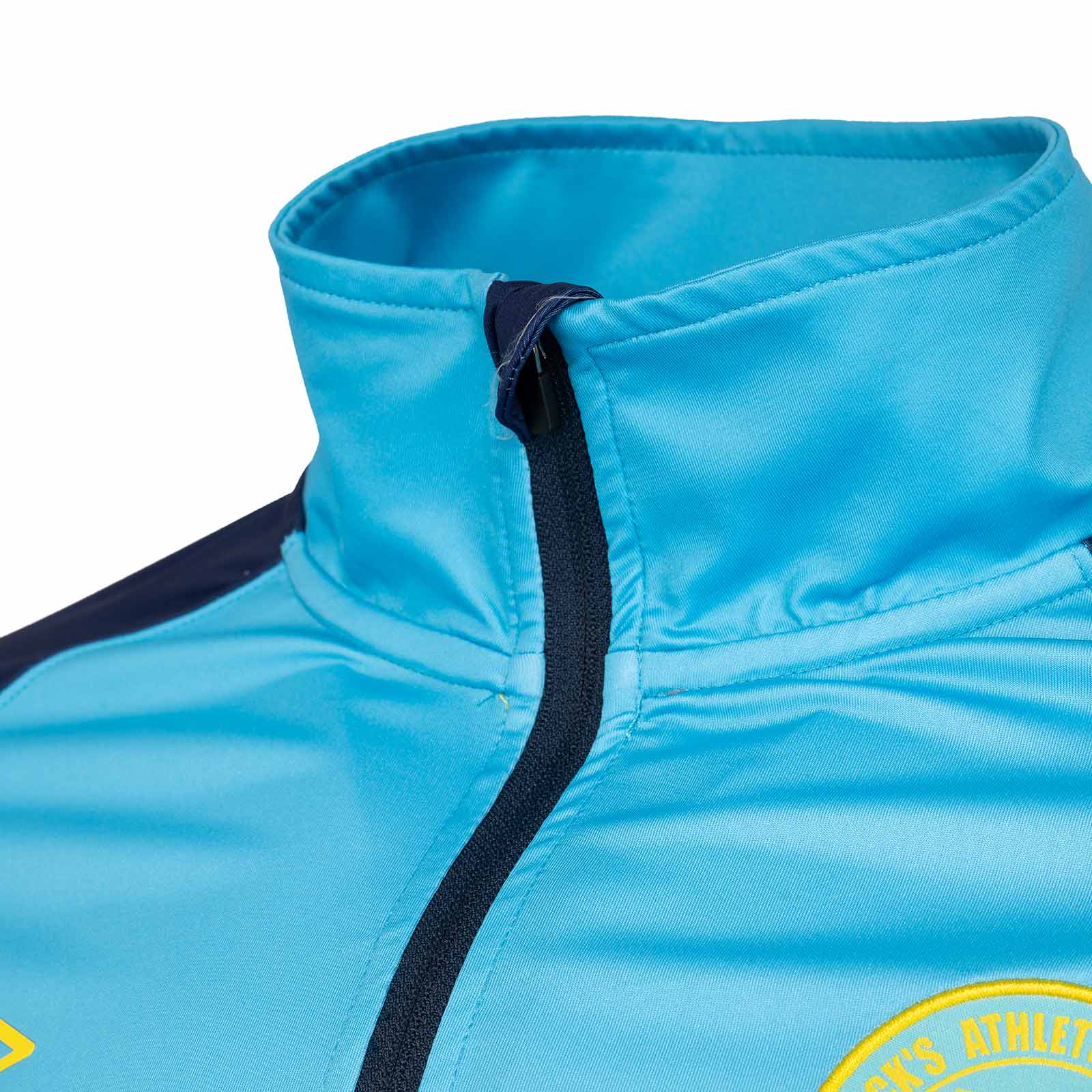 Umbro St Patricks Athletic Football Club 2025 Kids Half-Zip Mid-Layer - Image 4