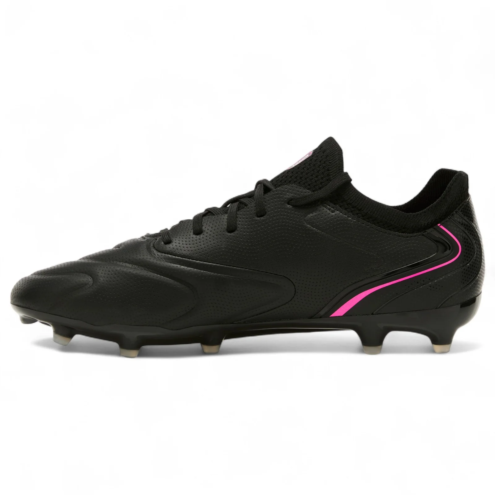 Umbro Tocco V Premier Adults Firm Ground Football Boots - Image 2