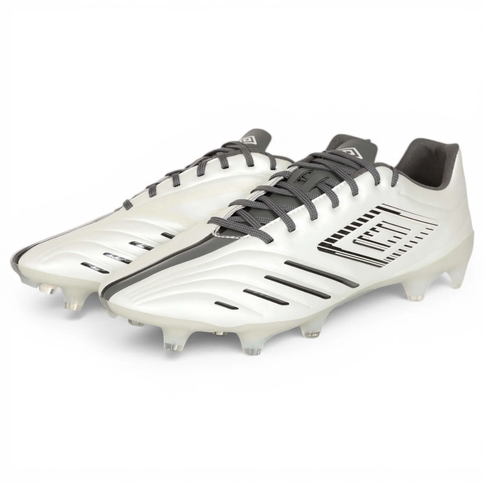 Umbro Tocco VI Pro Mens Firm Ground Football Boots - Image 4