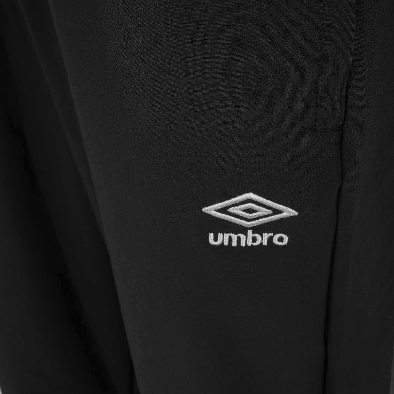 Umbro Mens Woven Training Pant - Image 5